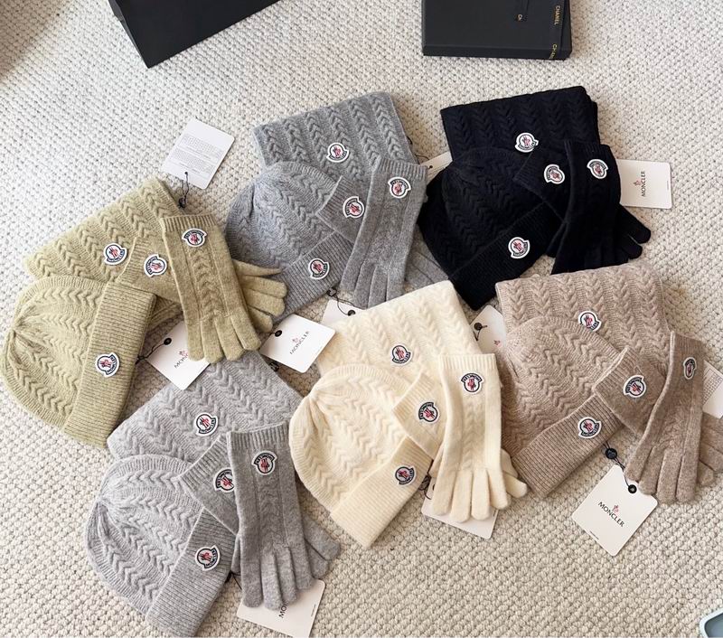 Moncler Scarf Hat Gloves 102601